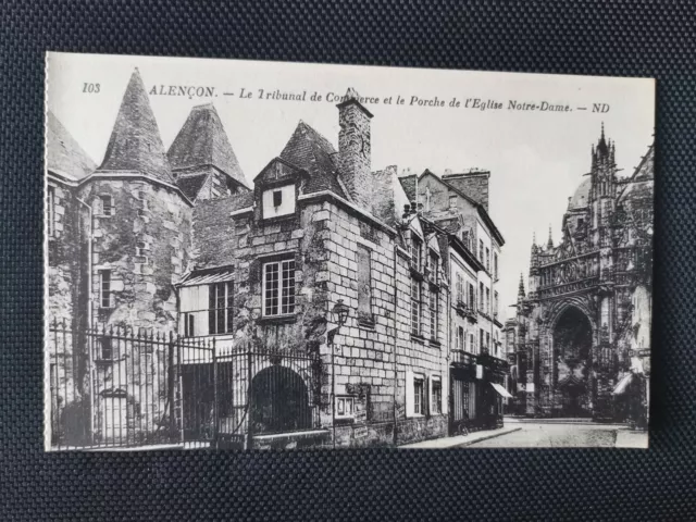 CPA 61 ALENCON - Le Tribunal de Commerce et le Porche de l'Eglise Notre-Dame
