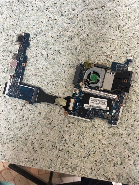 Carte mère et processeur Intel Core i3-5005u ACER Aspire ES1-571