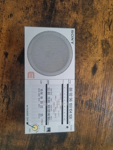 SONY přenosné rádio, model ICF-760L | Aukro