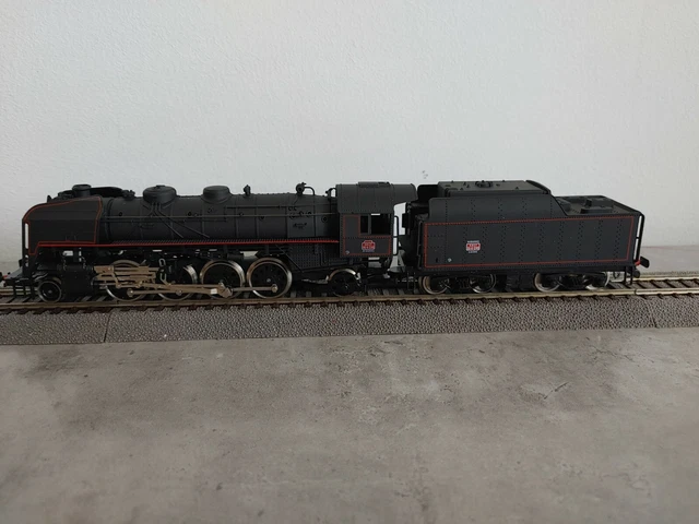 LOCOMOTIVE VAPEUR 141 P 184 jouef a restaurer EUR 55,00 - FR