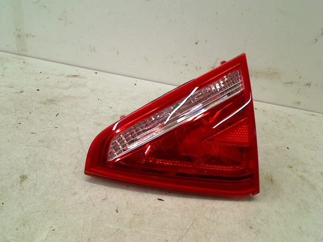 8T0945094 PANNEAU ARRIÈRE DROIT AVEC LAMPE Audi A5 Sportback (8TA) 2010