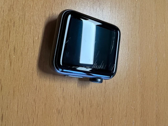 Apple Watch 3 - 38 mm - Schwarz - Batteriezustand 95% - Nur die Uhr ohne Zubehör