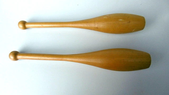 ANCIEN JOUET PETITE quille en bois personnage chapeau turc années 40-50 EUR 55,00 - FR