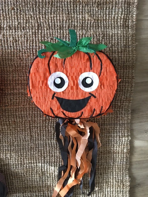 Halloween zucca piñata ispirata festa di compleanno bambini