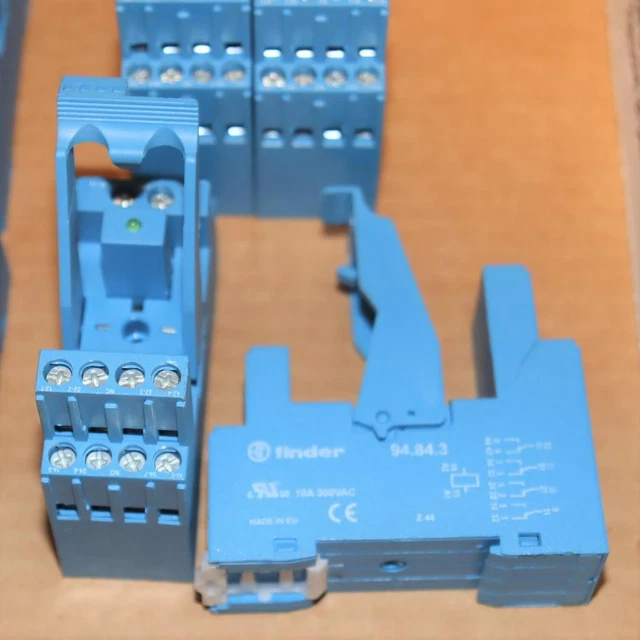 One Lot of 8 Finder 94.84.3 Relay Base Sockets