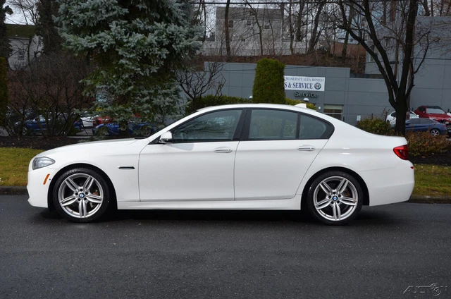 2014 BMW 5-Series 550i xDrive AWD 2