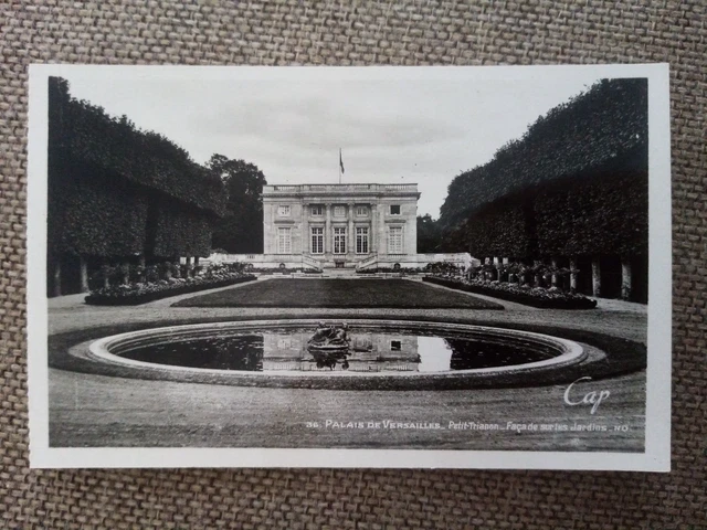 Cpa Palais De Versailles Petit Trianon