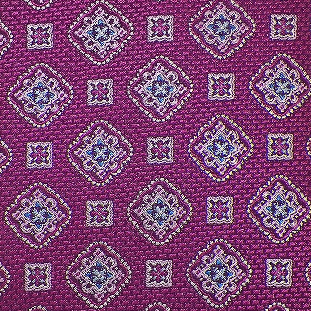 DAVID DONAHUE Mens Berry Pink MEDALLIONS Handmade Self-tipped Woven Silk Tie NWT