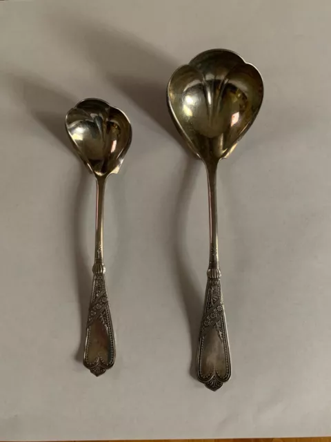 Newport Chicago 1879 Rogers & Bros A1 1847 set of 2 Ladles, silverplate