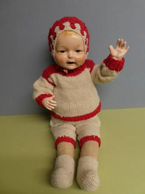 Poupée ancienne: Très rare SFBJ 281 à tête-buste en carton et corps bourré.