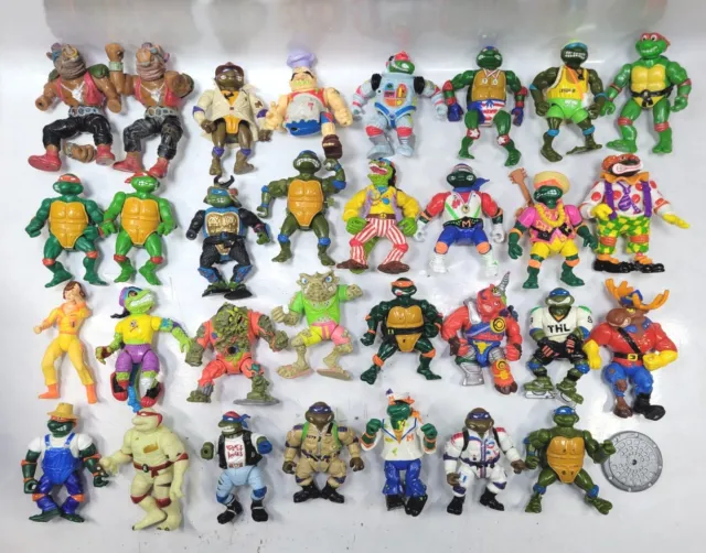 Lot of 31 Vintage(1988-93)Teenage Mutant Ninja Turtles(TMNT) Action Figures
