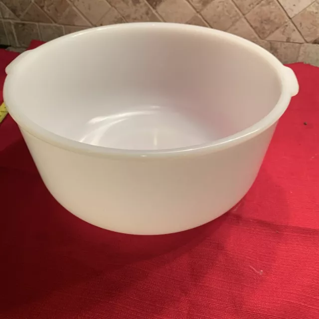 Vintage Glasbake Made for Sunbeam 19CJ Large White Milk Glass Mixer Mixing Bowl