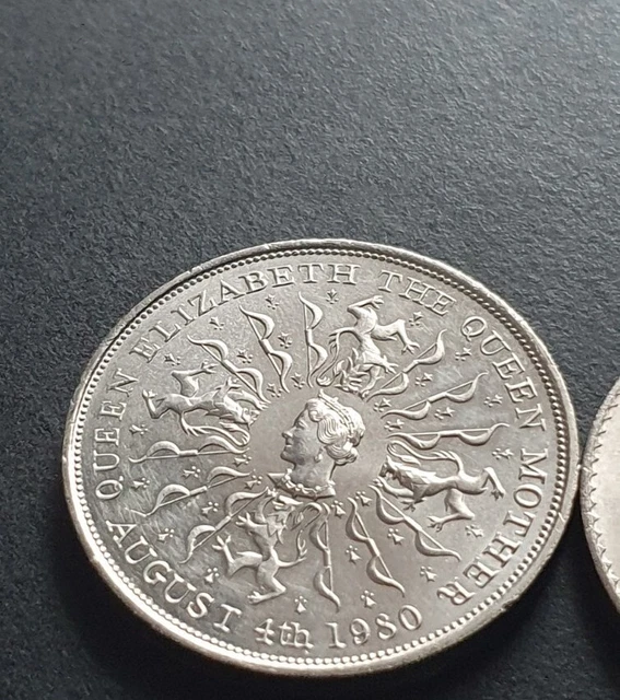 Extremely Collectable Commemorative Crown Coins 2