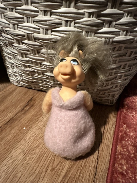 Fisher Price The Muppets Miss Piggy Beanbag 7" Plush Doll 1979 Vintage