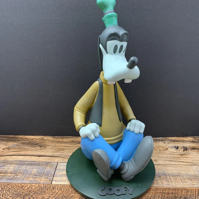 DISNEY GOOFY Garden Statue 94.97 PicClick