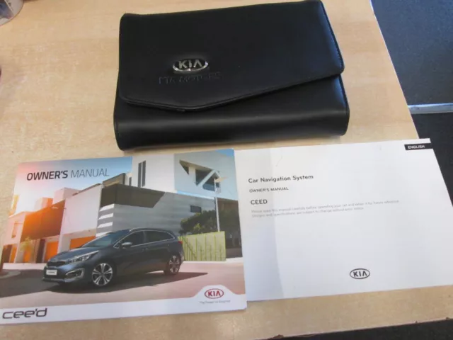 GENUINE KIA CEED OWNERS MANUAL HANDBOOK  WALLET 2014-2018 inc sat nav