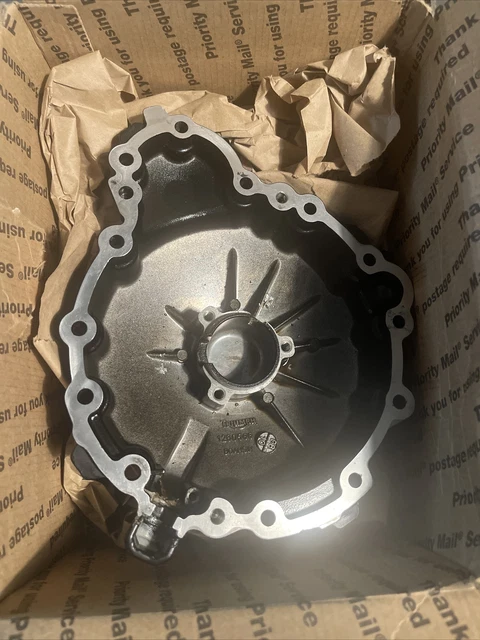 Cover Alternator Black Original t1260566 TRIUMPH Speed Triple / Tiger 955i/1050 Cover Alternator Black Original t1260566 TRIUMPH Speed Triple / Tiger 955i/1050