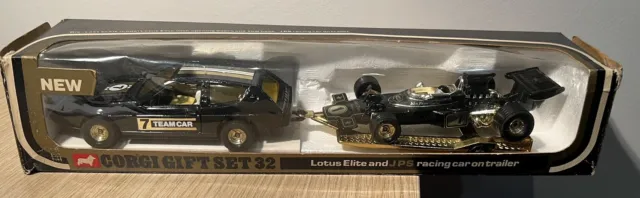 CORGI GS 32 Lotus Elite / Lotus F1 JPS / Texaco 1978 vgc