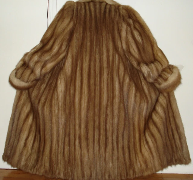 Sable Stone Marten Fur Coat Size 10-12 FREE SHIPPING Excellent Condition Sable Stone Marten Fur Coat Size 10-12 FREE SHIPPING Excellent Condition