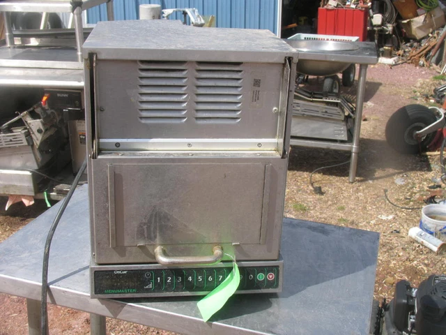 MenuMaster OnCue Commercial Microwave Model Moc24RB