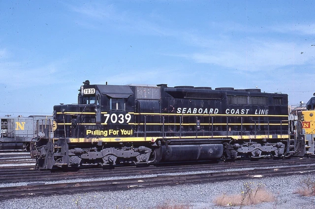 ORIGINAL 1977 RAILROAD SLIDE SEABOARD COAST LINE 7039 Atlanta GEORGIA