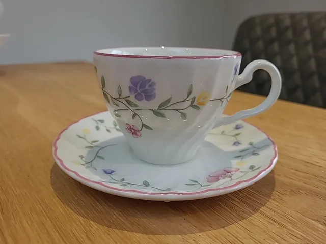 Johnson Brothers Summer Chintz Tea Cup & Saucer