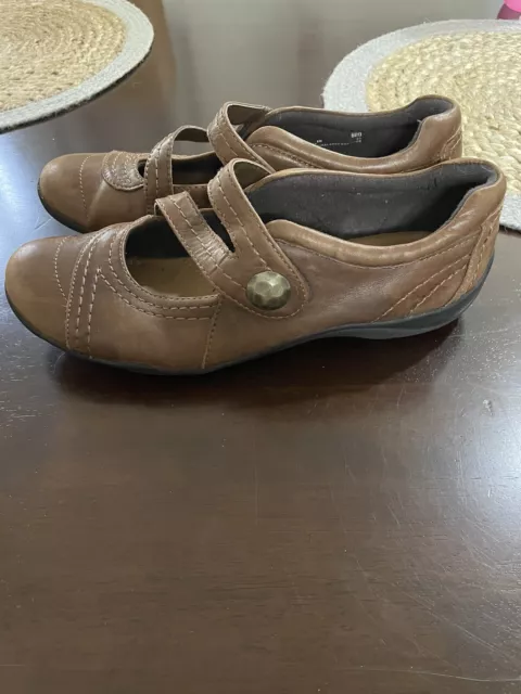 WOMEN S CLARKS ARTISAN Shoes Kessa Agnes Size 8.5 Brown Leather
