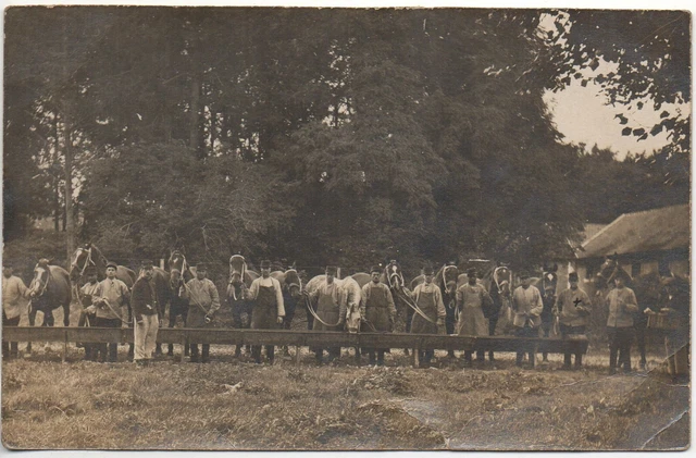 CHALONS SUR MARNE - Marne - CPA 51 - Vie MILITAIRE - le camp - CARTE PHOTO