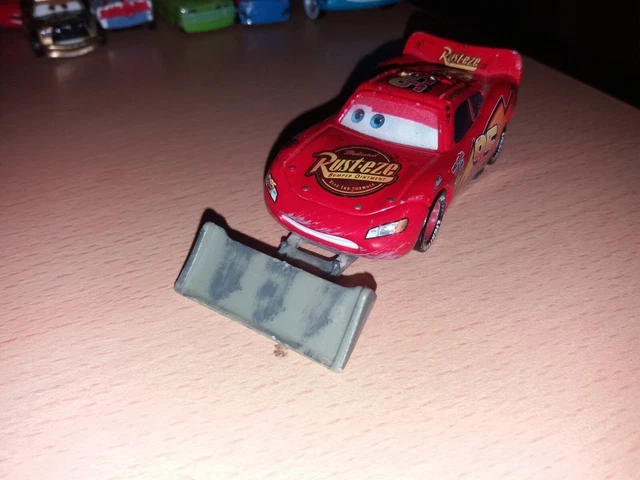 DISNEY PIXAR CARS lightning mcqueen mit schaufel 1:55 Metall Mattel EUR ...