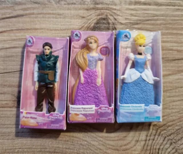 Zuru Mini Brands Disney Princess Doll 3 Bundle Flynn, Rapunzel, Cinderella