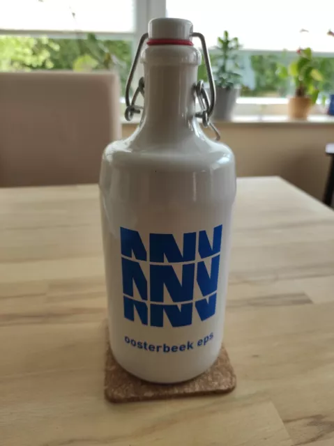 Steingutflasche/Keramik/Ton/0,7 Liter, weiß grau/gebraucht, neuwertig