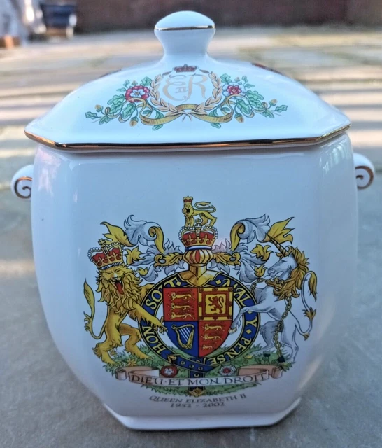 RINGTONS WADE QEII Golden Jubilee 19522002 Commemorative Tea Caddy