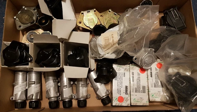 LKW Stecker Steckdosen 24V ABS Clang Hella