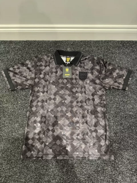 england 1990 black out shirt