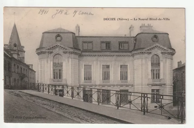 DECIZE - Nievre - CPA 58 - Le nouvel Hotel de ville