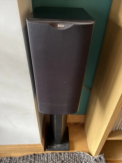 B & W DM602 Speakers