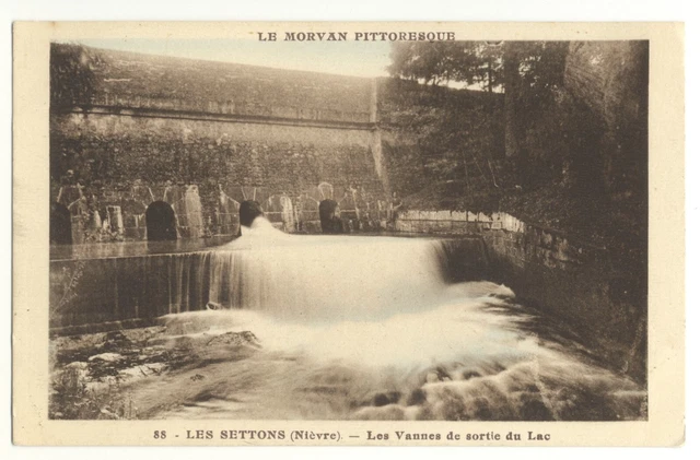 58/CPA - Les Settons - Les Vannes de sortie du Lac
