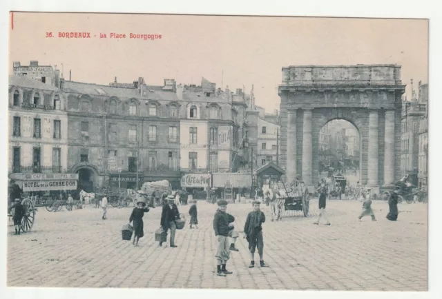 BORDEAUX - Gironde - CPA 33 - Place et Porte de Bourgogne