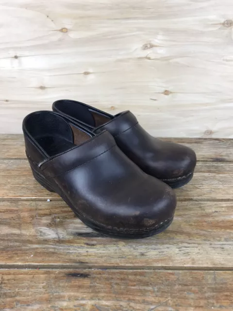 DANSKO PROFESSIONAL BROWN Distressed Oiled Leather Slip On Clogs Shoes ...
