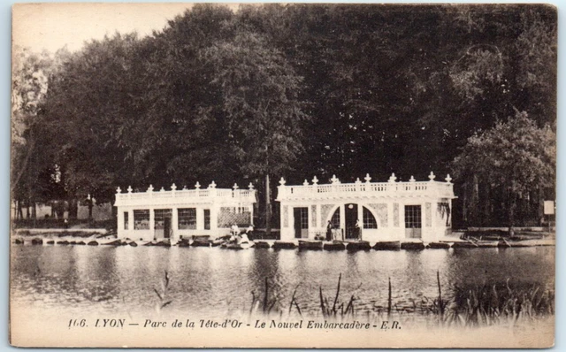Postcard - Parc de la Tête d'Or - Le Nouvel Embarcadère - Lyon, France
