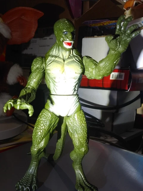 Marvel Spiderman LIZARD Action Figure With Action Feature 6.25" Hasbro C-229A