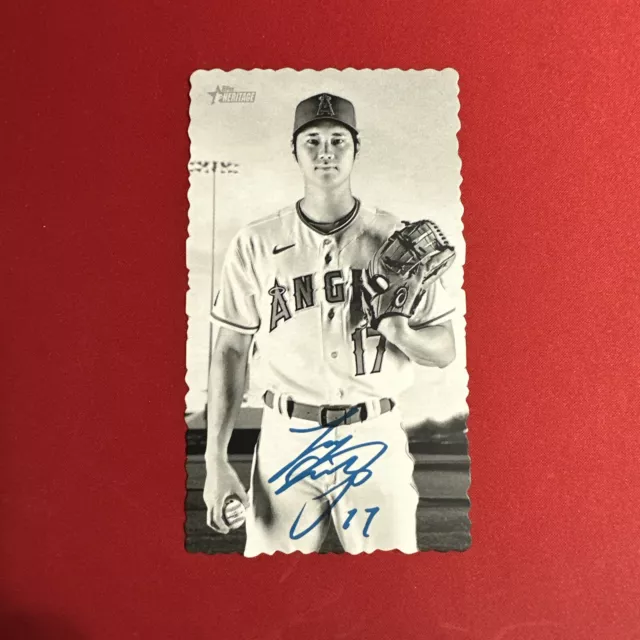 2023 TOPPS HERITAGE SHOHEI OHTANI Deckle Edge Box Topper Los Angeles