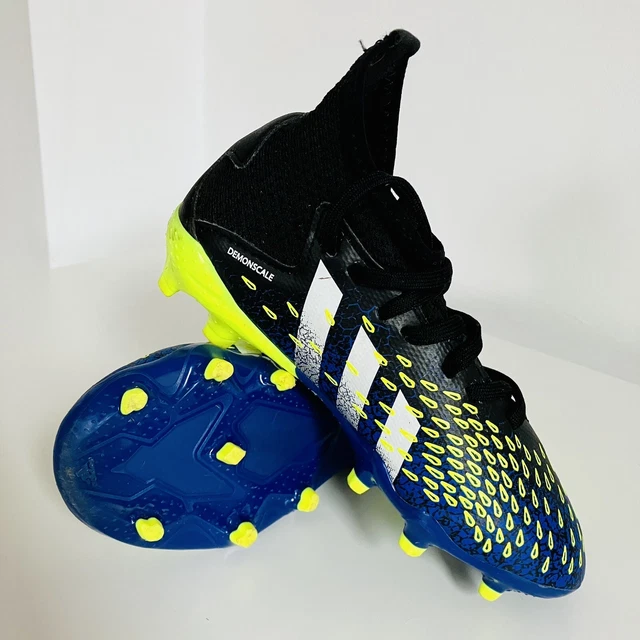 c10 football boots