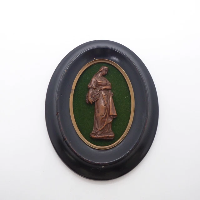 Antique Napoleon III Wooden Women's Profile in a Wooden Medallion