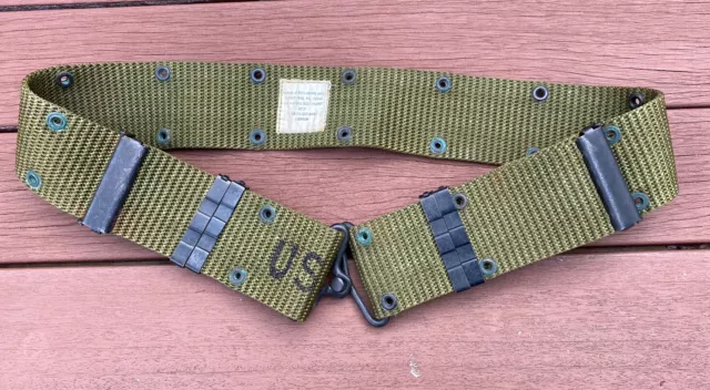 U.S. / Australian Webbing Pistol Field Individual Equipment Belt Vietnam War Era