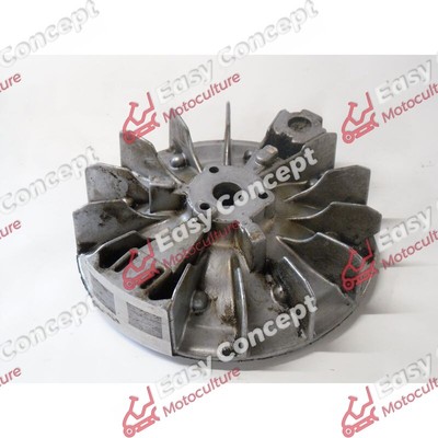 1 - MOTEUR TECUMSEH CTR 172 Tecumseh CAPOT SUPERIEUR MOTEUR TECUMSEH CTR 172 1 