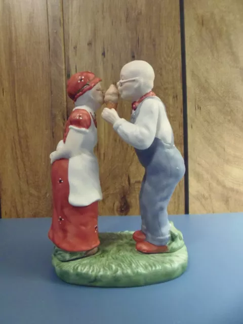 Senior/Elderly Couple Sharing Ice Cream - Ceramic -Figurine