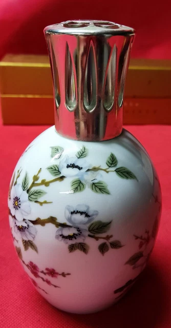 ANCIENNE LAMPE BERGER en porcelaine Limoges signée THARAUD décor aux violettes EUR 29,00