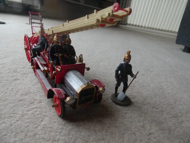 AIRFIX DENNIS FIRE Engine- Built And Painted With Extra Del Prado ...