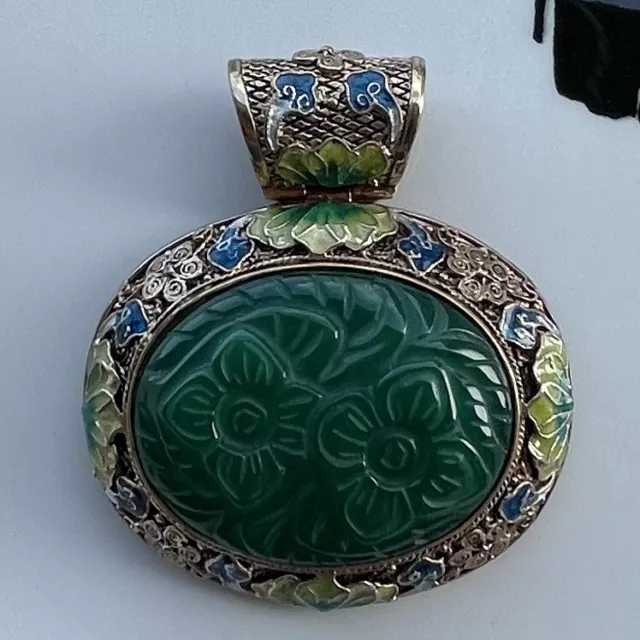 HE Amy Kahn Russell Hand Carved Green Aventurine Enamel Flower Pendant Enhancer